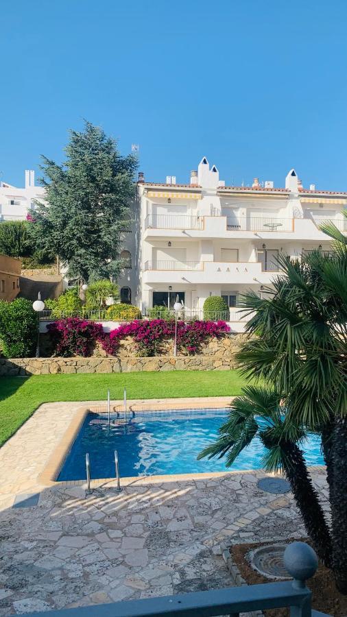 La Baie De Rose Apartman Roses Kültér fotó