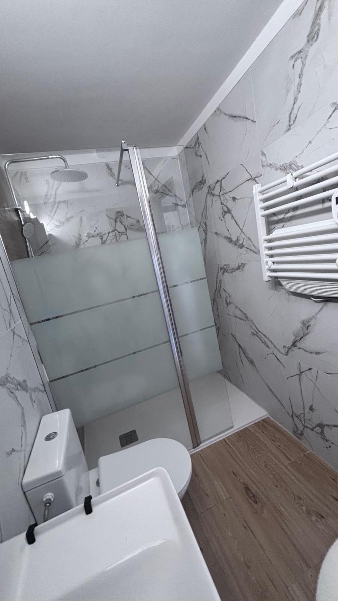 La Baie De Rose Apartman Roses Kültér fotó